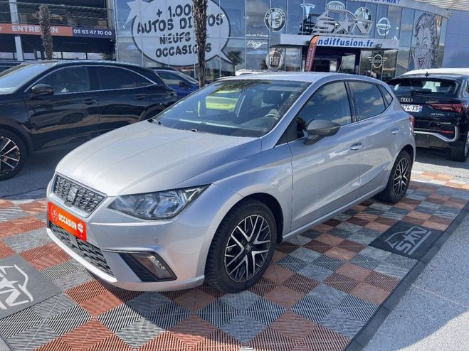Seat Ibiza 1.0 TSI 110 XCELLENCE 1 �re main Gris Clair de 2021