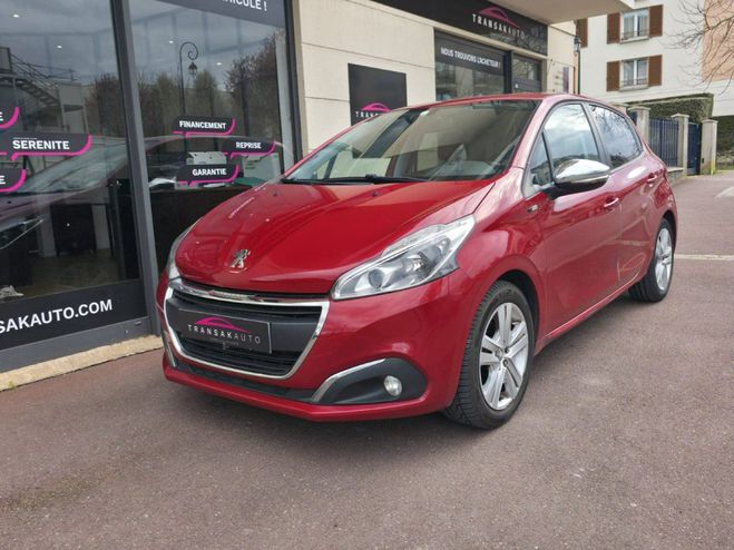 Cliquer pour voir la photo suivante Peugeot 208 1.2 PureTech 82ch BVM5 Style // DISTRIBU Rouge de 2016