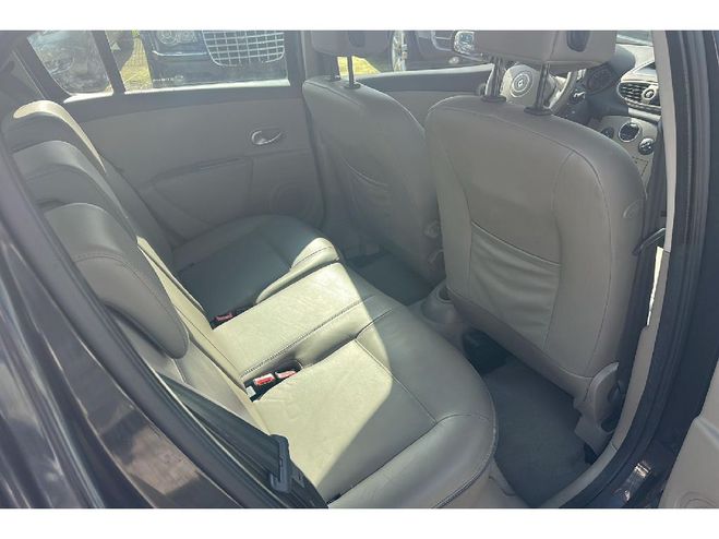 Renault Clio Clio 2.0  Initiale BVA Noir de 2007