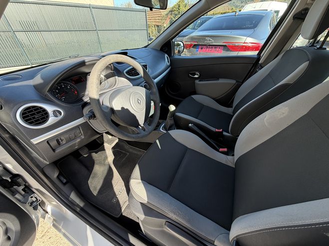 Renault Clio 1.2 16V 75CH EXPRESS CLIM 5P GRIS C de 2011