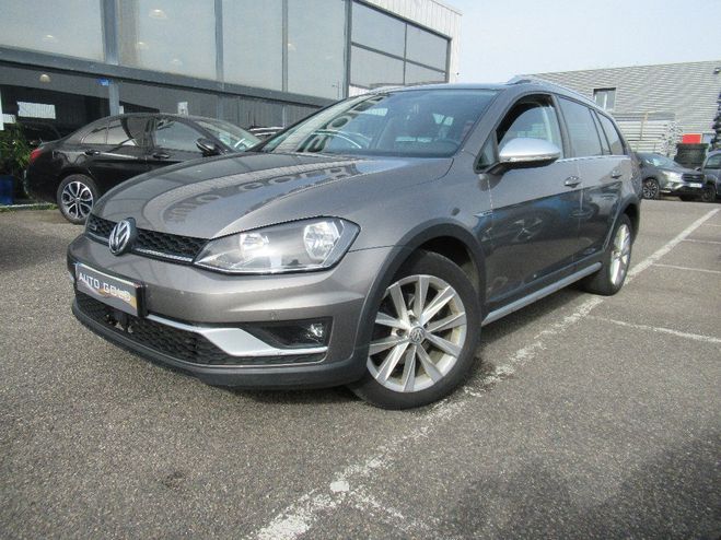 Cliquer pour voir la photo suivante Volkswagen Golf SW 2.0 TDI 150 BlueMotion Technology 4Mo Gris Foncé de 2015