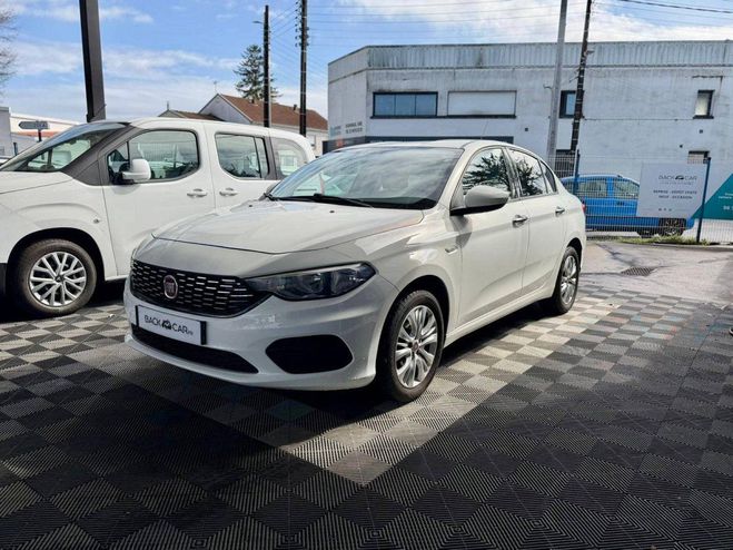Fiat Tipo 5 PORTES 1.4 95 ch Easy - 5P / 1er MAIN  Blanc de 2016
