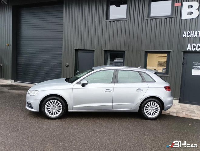 Audi A3 SPORTBACK 1.6 TDI 110CV AMBITION S-TRONI Gris de 2014