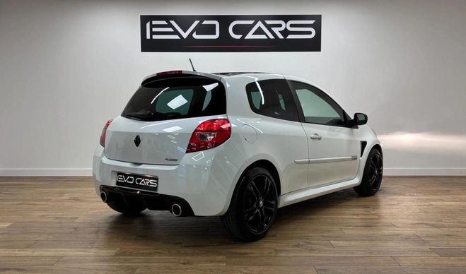 Renault Clio 3 RS CUP 2.0 203 ch Origine France / REC Blanc de 2011