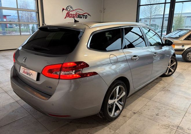 Peugeot 308 SW II 2.0 BlueHDi 150cv FELINE-BVA-2016 Gris de 2016