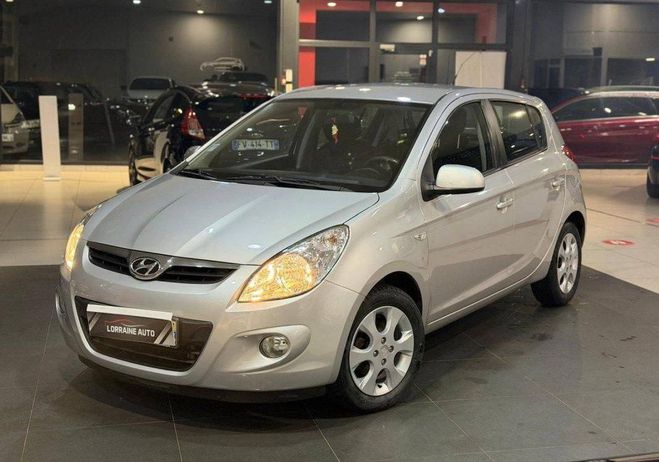 Hyundai I20 1.4 CRDi 75 Pack Clim 1ERE MAIN Gris de 2010