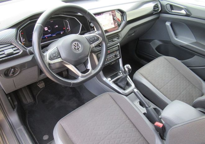 Volkswagen T Cross 1.0 TSI 115CH CARAT Gris de 2019