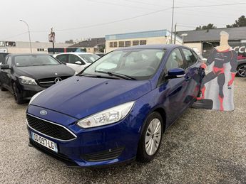  Voir d&eacute;tails -Ford Focus 1.0 ECOBOOST 100CH STOP&START TREND &agrave;  La Garde (83)