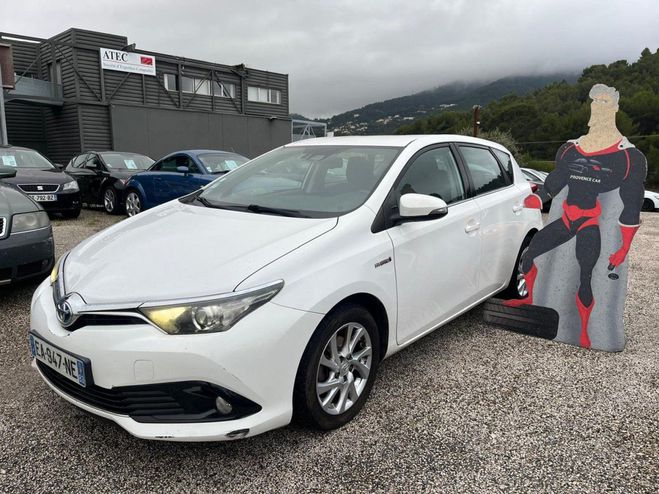 Toyota Auris HSD 136H LOUNGE Blanc de 2016