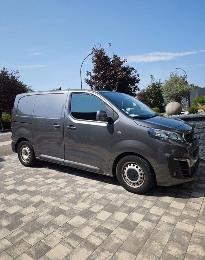 Peugeot Expert blue hdi 115 cv s&s (1ere main) Gris de 2018