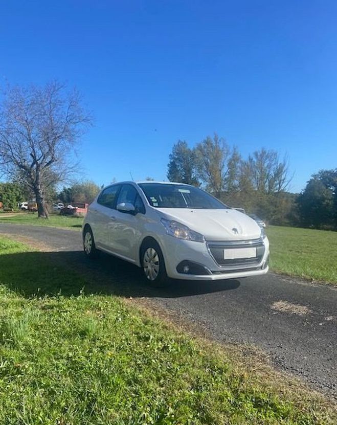 Peugeot 208 affaire premium pack bhdi 100 2 places Blanc de 2020
