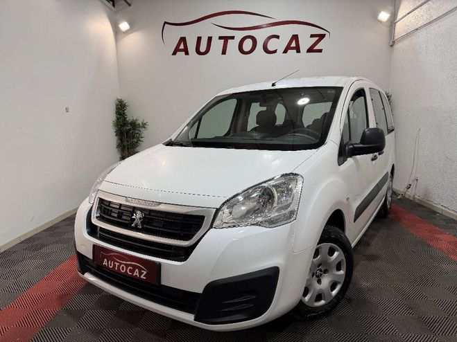 Cliquer pour voir la photo suivante Peugeot Partner TEPEE 1.6 BlueHDi 100ch BVM5 Style ATTE Blanc de 2017