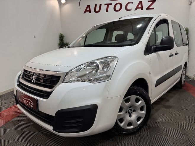 Peugeot Partner TEPEE 1.6 BlueHDi 100ch BVM5 Style  ATTE Blanc de 2017
