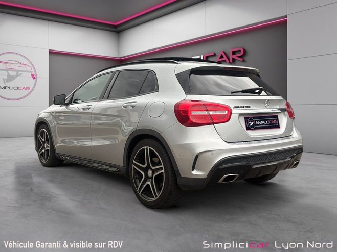 Mercedes Classe GLA CLASSE 220 d 4-Matic Fascination 7-G DCT Gris de 2016