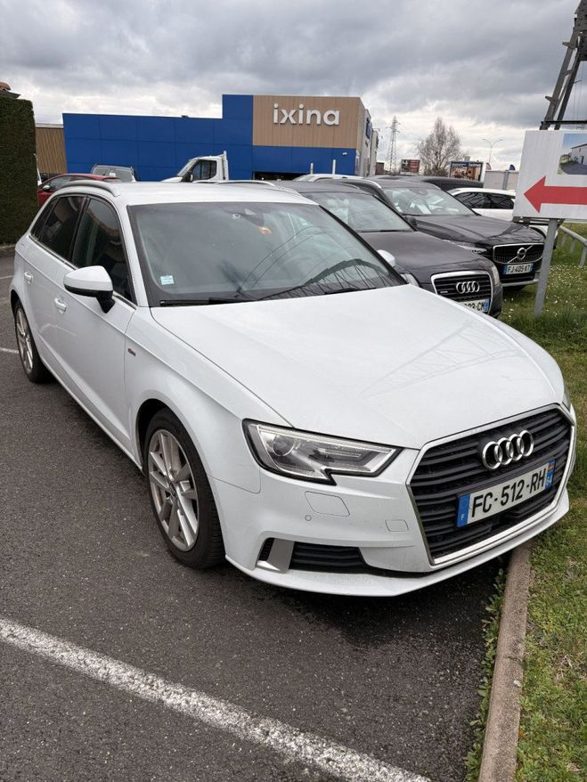 Audi A3 Sportback A3 Sline 8V 2.0 TDI 150ch Blanc de 2018