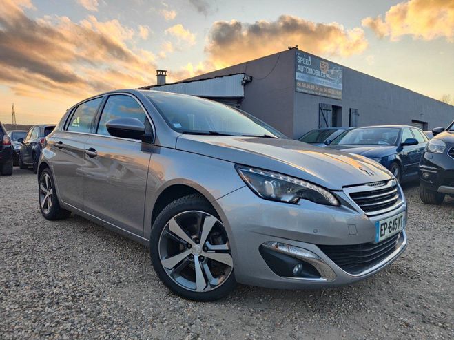 Cliquer pour voir la photo suivante Peugeot 308 1.6 Blue-HDi 120 ch Allure * FULL LED* G Gris de 2016