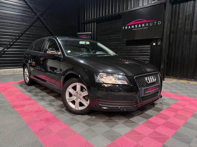 Audi A3 Sportback 1.6 TDI 105 DPF Ambition Luxe  Noir de 2011