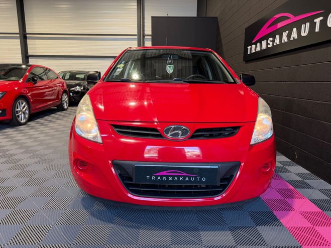 Hyundai I20 1.4 CRDi 75 Pack Inventive Rouge de 2011