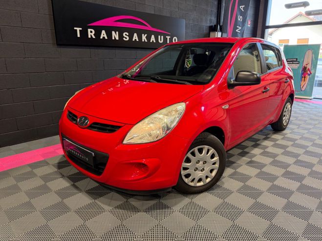 Hyundai I20 1.4 CRDi 75 Pack Inventive Rouge de 2011