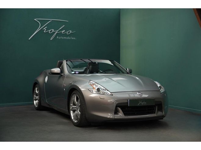Nissan 370Z Roadster 3.7 V6 328cv - Jantes 19 GRIS FONCE de 2010