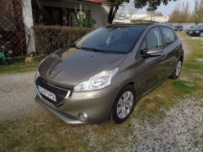 Cliquer pour voir la photo suivante Peugeot 208 1.6 E-HDI FAP ACTIVE 5P de 2013