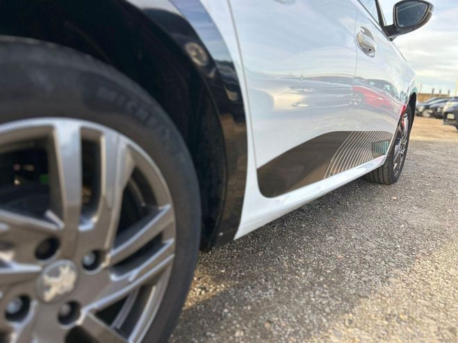 Peugeot 208 Style Blanc de 2022
