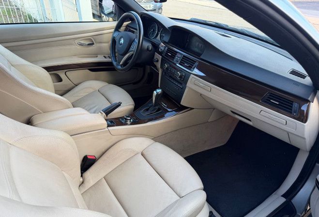 BMW Serie 1 BVA CABRIOLET (E88) 120DA 177CH LUXE  de 2009