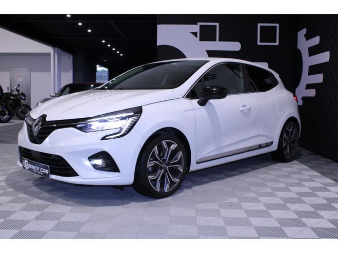 Renault Clio 1.3 Tce FAP - 130 - BV EDC V BERLINE Int BLANC de 2020