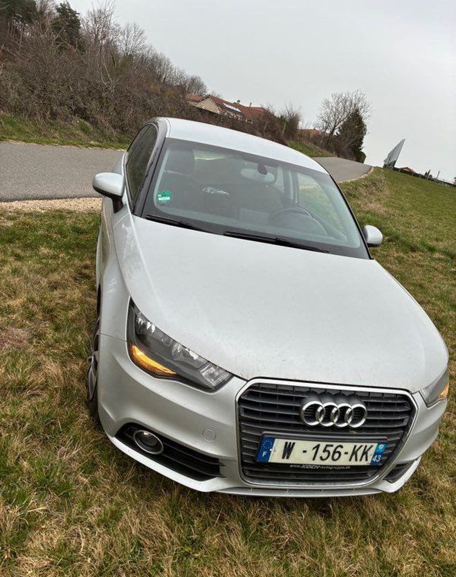 Audi A1 1.2 86cv 2013 134000 kil essence  de 2013