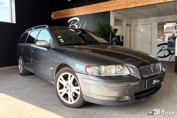  Voir d&eacute;tails -Volvo V70 2.4 d 165 kinetic geartronic bva &agrave; Replonges (01)