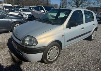  Voir d&eacute;tails -Renault Clio 1.4i RTA 155000 &agrave; Viry-Ch�tillon (91)