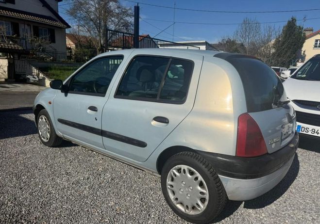 Renault Clio 1.4i RTA 155000 Gris de 1998