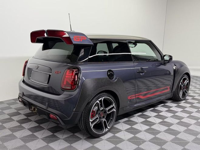 Mini One 2.0i - 306 - BVA Sport F56 LCI COUPE Joh GRIS de 2020