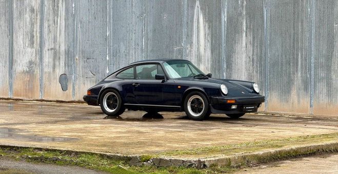 Porsche 911 Carrera 3.2 G50 Bleu de 1989