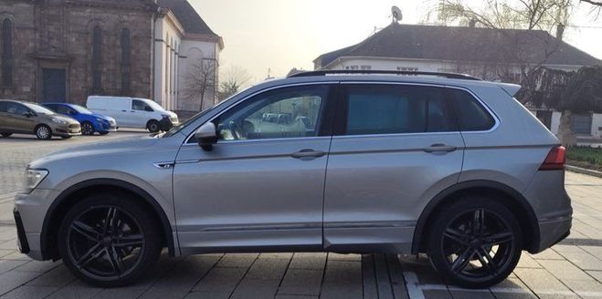 Volkswagen Tiguan 2.0 tdi r-line toit panoramique Gris de 2017