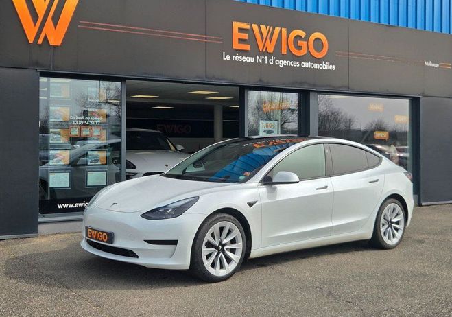 Cliquer pour voir la photo suivante Tesla Model 3 model-3 electric 325 ch 60 kwh standard- Blanc de 2021