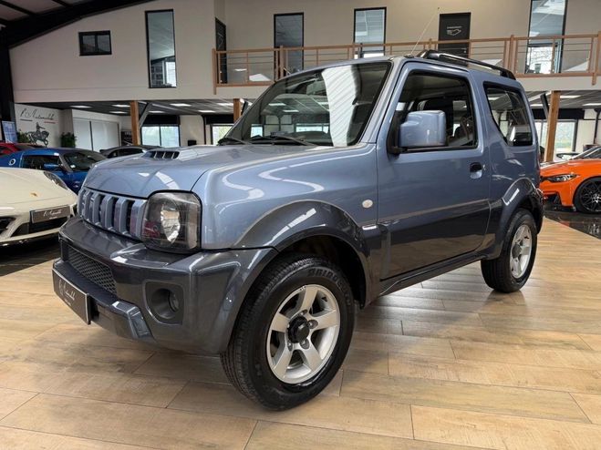 Suzuki Jimny 1.3 VVT 85 JLX 4WD Bleu de 2013