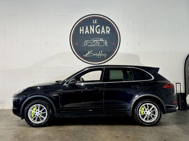 Porsche Cayenne S E-HYBRID V6 3.0 416ch Tiptronic8 Noir Intense de 2016