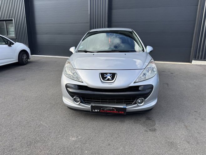 Peugeot 207 1.6 HDi90 Style 5p GRIS de 2008