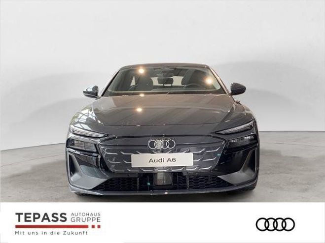 Audi A6 e-tron Avant S LINE TECH NAVI PLUS ACC P Afficher Plus de 