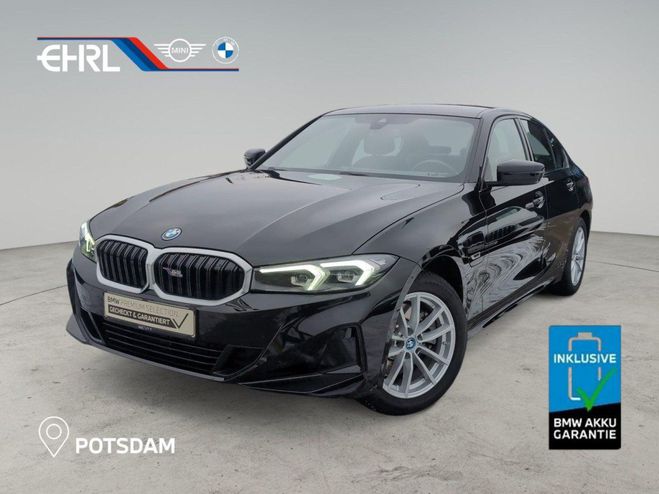BMW Serie 3 320 e AHK LORDOSE LED SHZ TEMPOMAT DAB e Bleu M�tallique de 