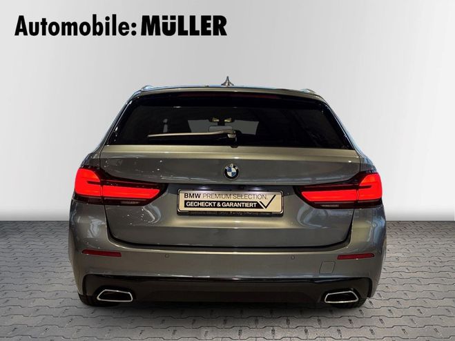 BMW Serie 5 520 d xDrive Touring Park-Assistent Luft Bleu M�tallique de 