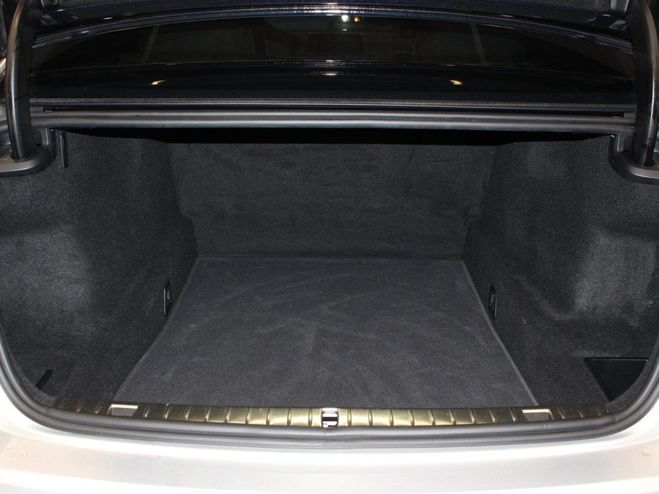 BMW Serie 7 750 ? Control-Display mit Farbmonitor (1 Noir M�tallique de 