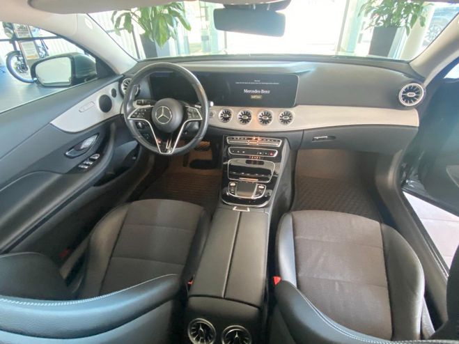 Mercedes Classe E 200 Autom.MBUX/Totw/RFK/Widescreen Argent� M�tallique de 