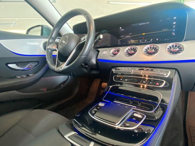 Mercedes Classe E 200 Autom.MBUX/Totw/RFK/Widescreen Argent� M�tallique de 