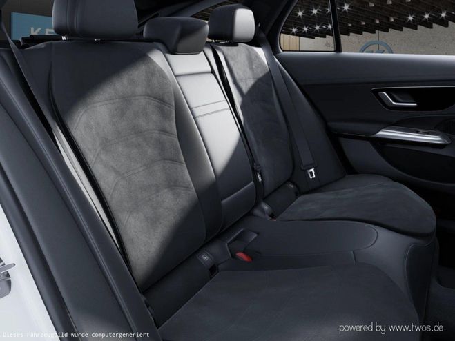 Mercedes Classe E 300 de T *AMG*AHK*360�*MEMO*DISTR*SHZ*LE Argent� M�tallique de 