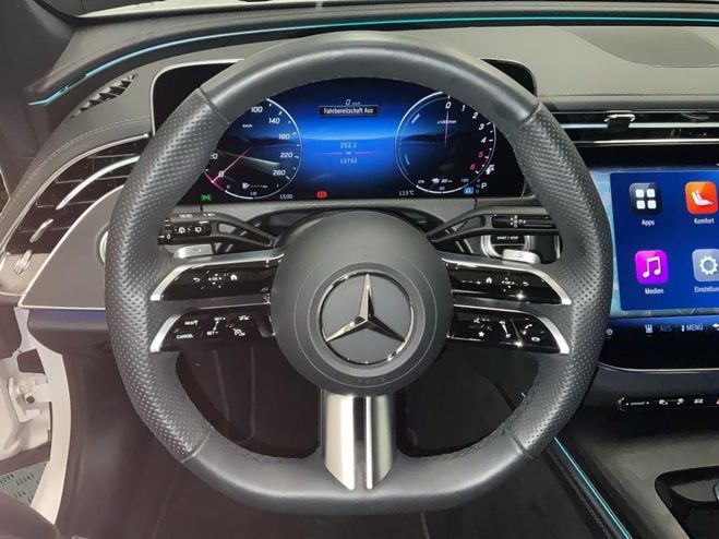 Mercedes Classe E 300 de T AMG NIGHT DISTRONIC KEYLESS 360 Argent� M�tallique de 