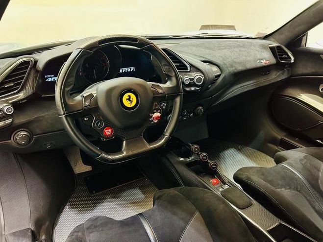 Ferrari 488 GTB V8 3.9 T 720ch Pista Gris Clair Argento Nurburgring de 2019