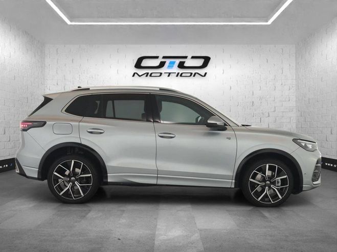Volkswagen Tiguan 2.0 TDI 150ch DSG7 R-Line IQ/CUIR/PANO/3 Oyster Gris de 2024