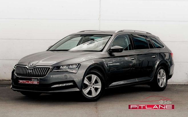 Skoda Superb Combi 1.6 CR TDi Ambition DSG ATTELAGE Gris M�tallis� de 